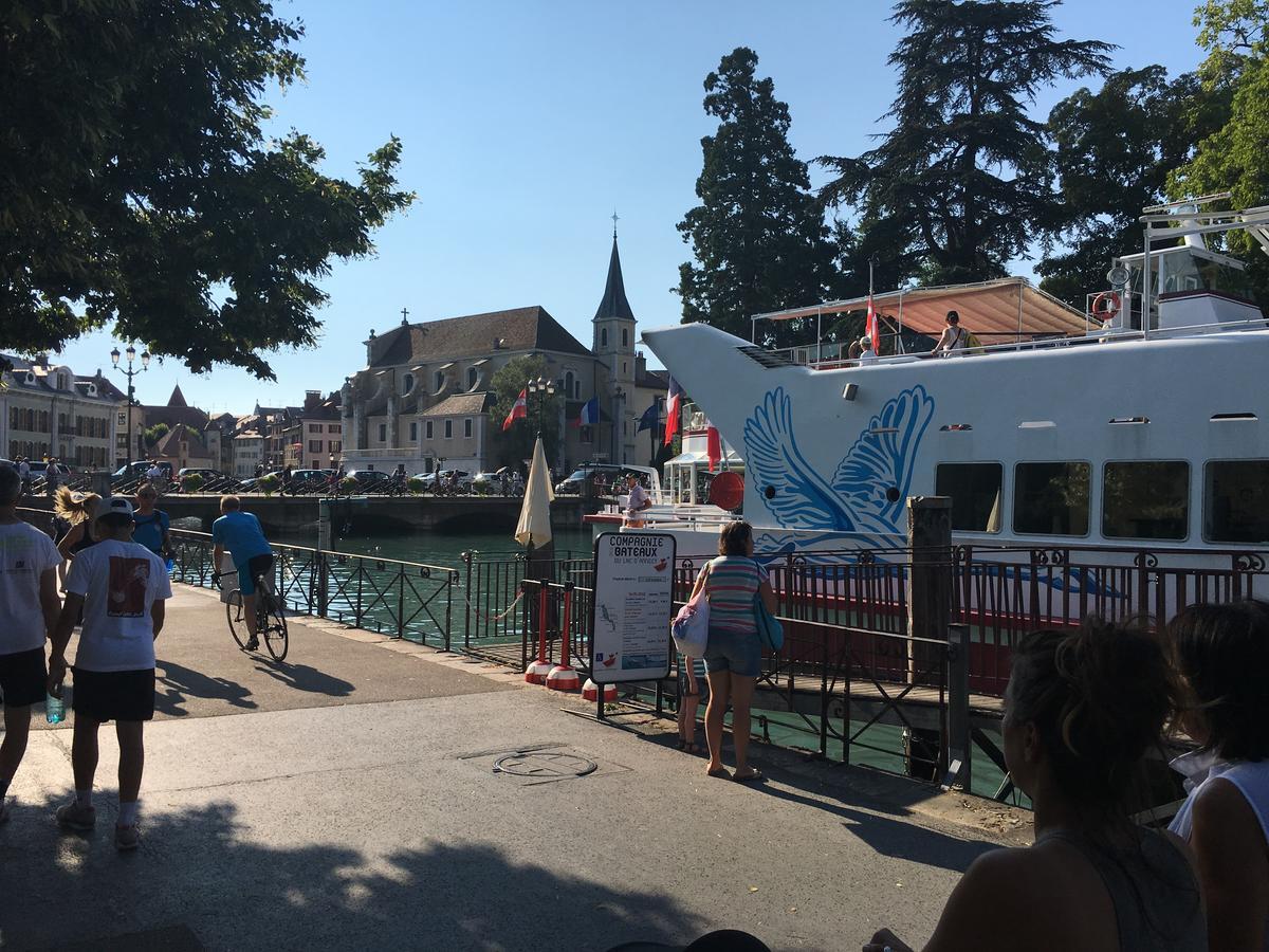 The Boat Lejlighed Annecy Eksteriør billede
